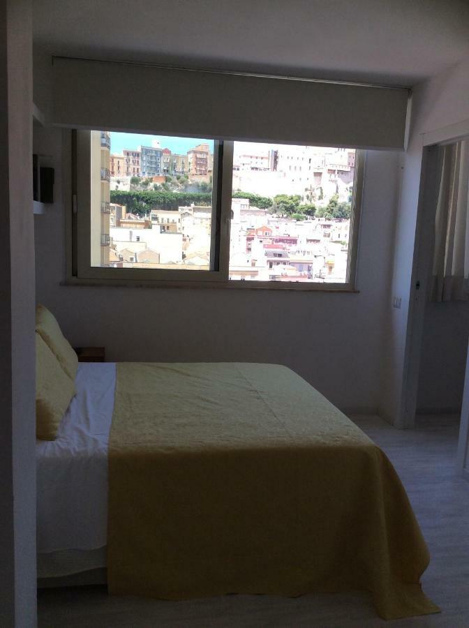 Sky And Sea Apartamento Cagliari Exterior foto